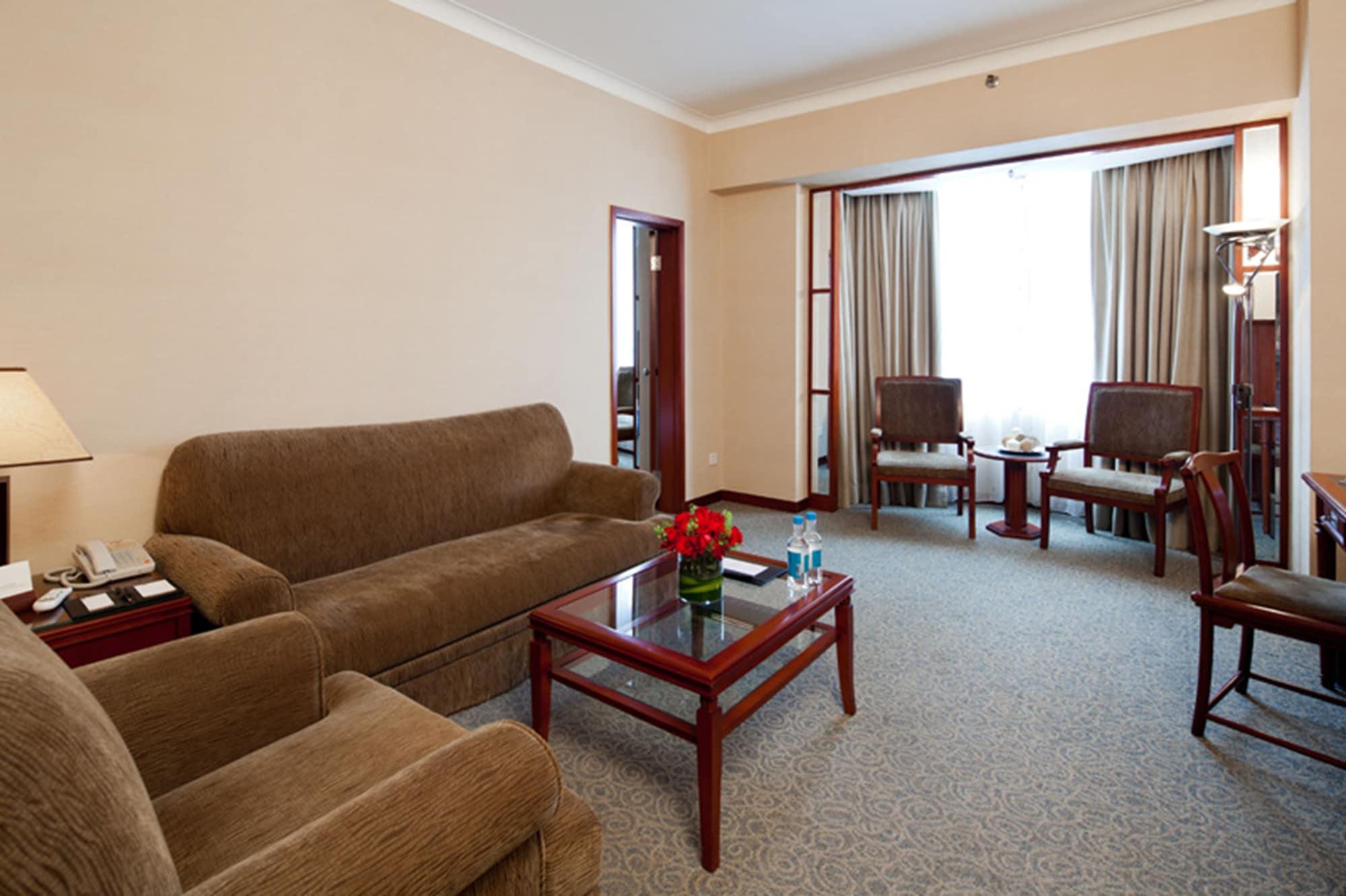 Rosedale Hotel & Suites Guangzhou - Free Shuttle Bus To Canton Fair Ngoại thất bức ảnh